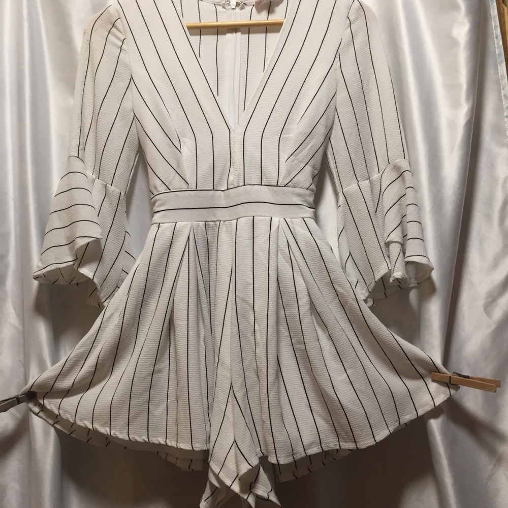 Latiste black and white flowy romper